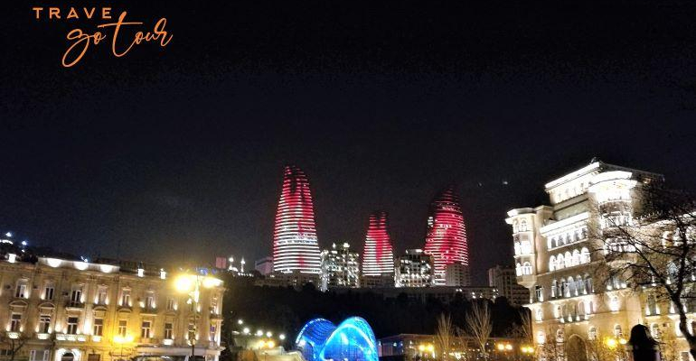 Nočné Baku, moderná metropola Azerbajdžanu, Dubaj Východu